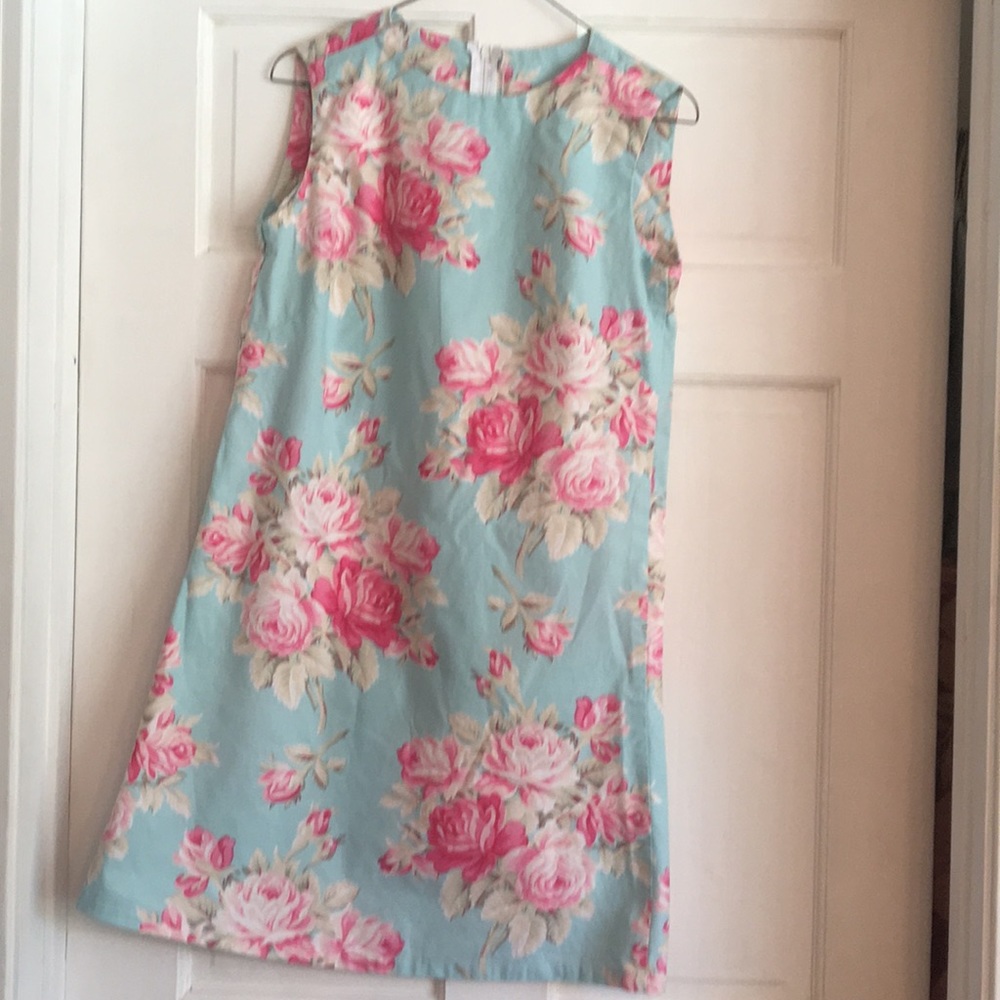 Vintage looking Laura Ashley looking dress - Picture 7 of 7